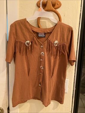 Ozark Mountain Women's Vintage Tan Fringe Button-Down Shirt